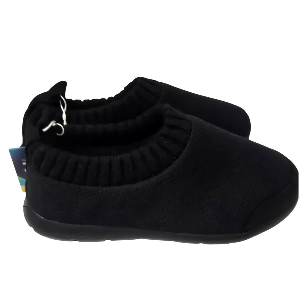 Zenz by Isotoner Women Black Knit Slip On Everywear Sole Shoes US 7 NWT